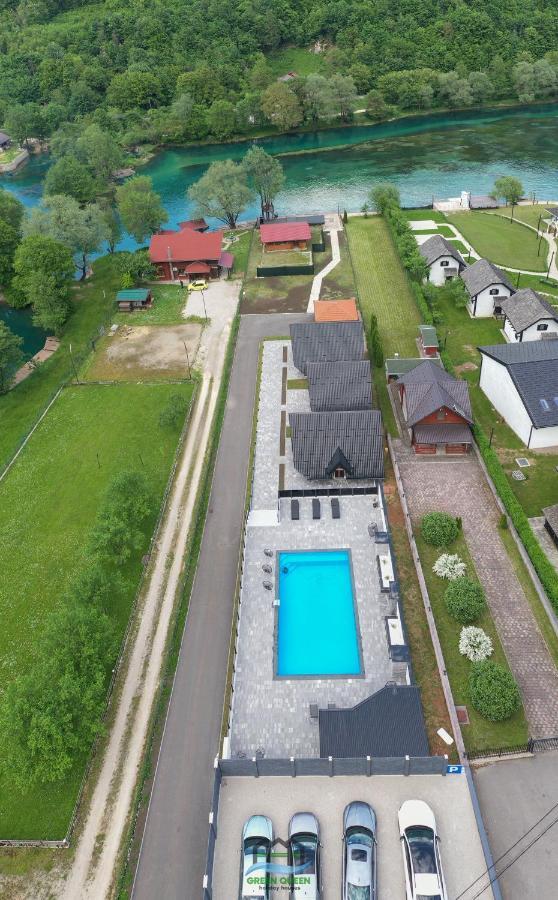 Holiday Houses Green Queen Bihać エクステリア 写真