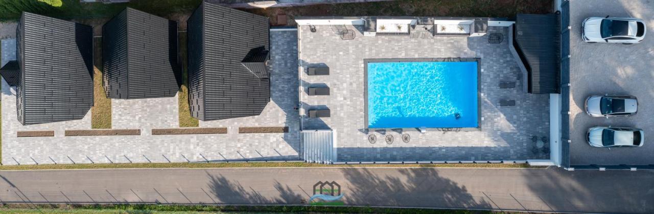 Holiday Houses Green Queen Bihać エクステリア 写真